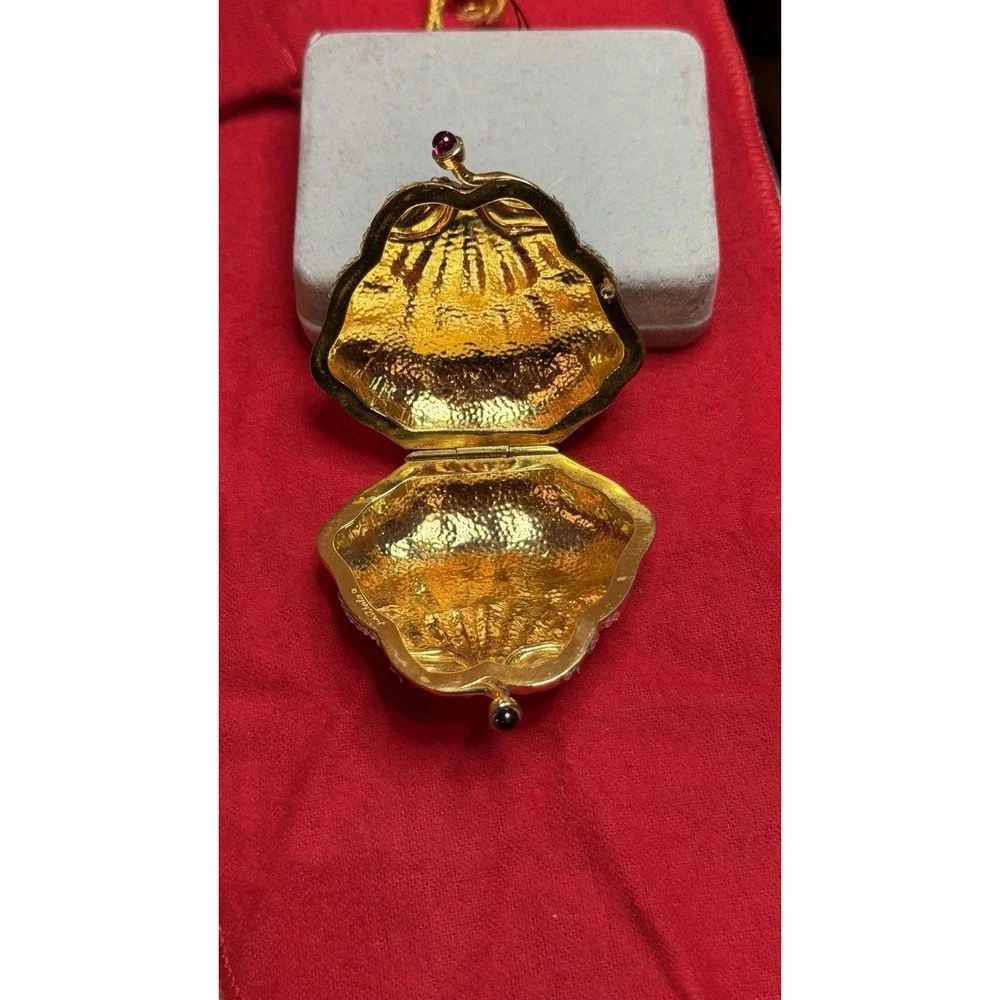 Judith Leiber  Pill Trinket‎ box Strawberry Fruit Swarovski Crystal Gold Vintage